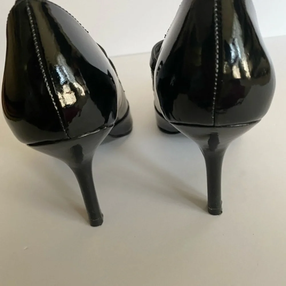 Tahari Patent leather heels